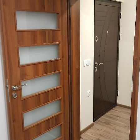 Lux Apartment Монтана Екстериор снимка