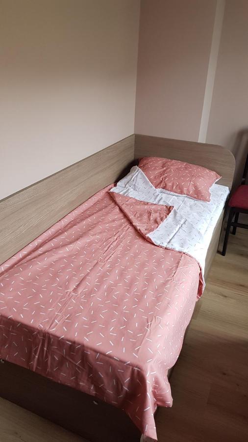 Lux Apartment Монтана Екстериор снимка
