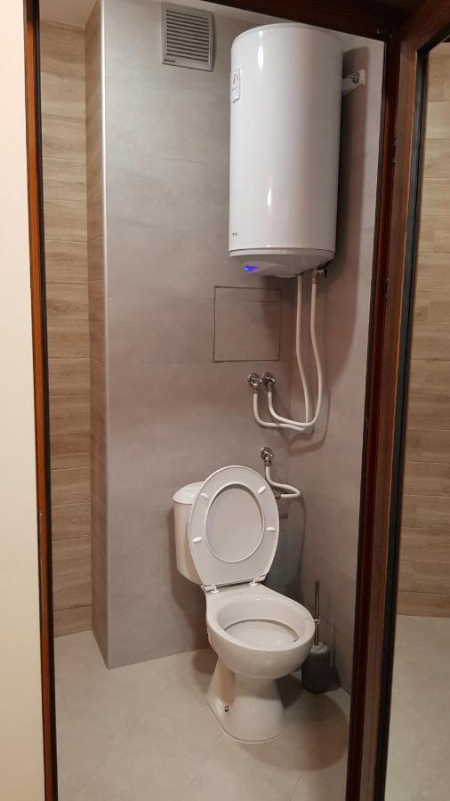 Lux Apartment Монтана Екстериор снимка