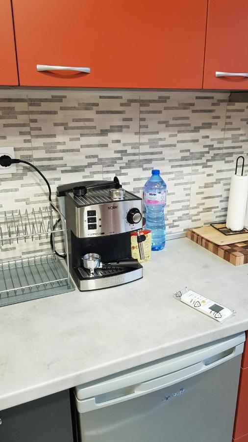 Lux Apartment Монтана Екстериор снимка